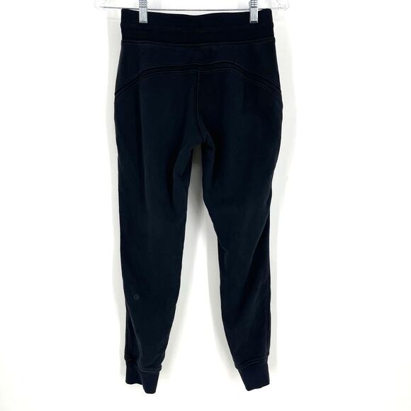 Lululemon Warm Down Jogger II Black Size 4 First Release - Picture 2 of 13
